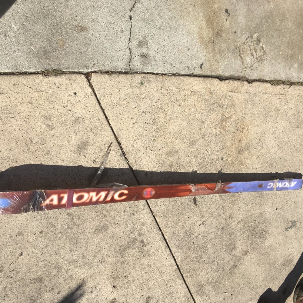 SKIS FOR SALE - Picture 4 of 4